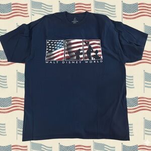 Walt Disney World Mickey Donald Goofy USA Flag‎ Patriotic Vintage Tshirt Tee